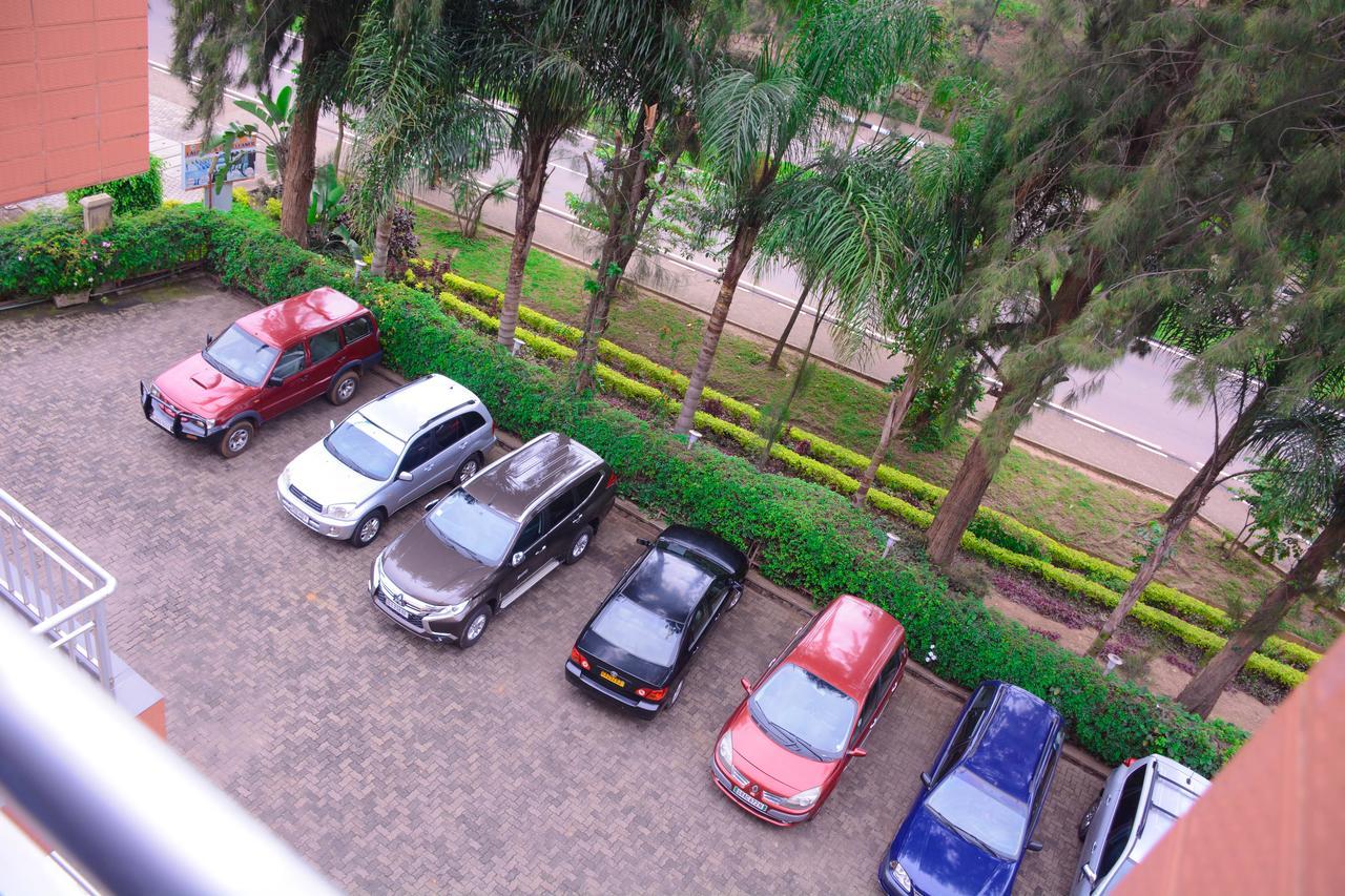 Beausejour Hotel Kigali Buitenkant foto