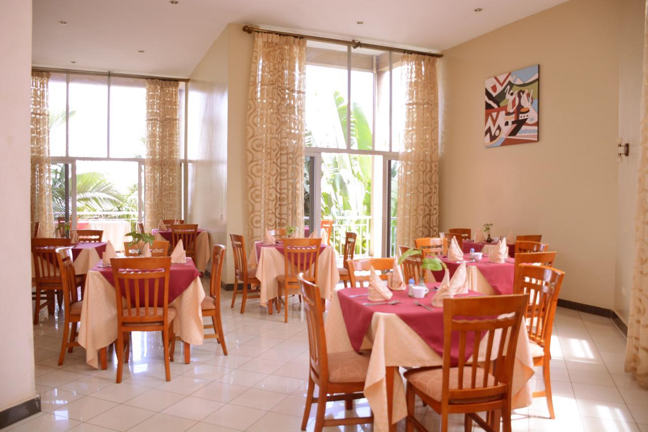 Beausejour Hotel Kigali Buitenkant foto